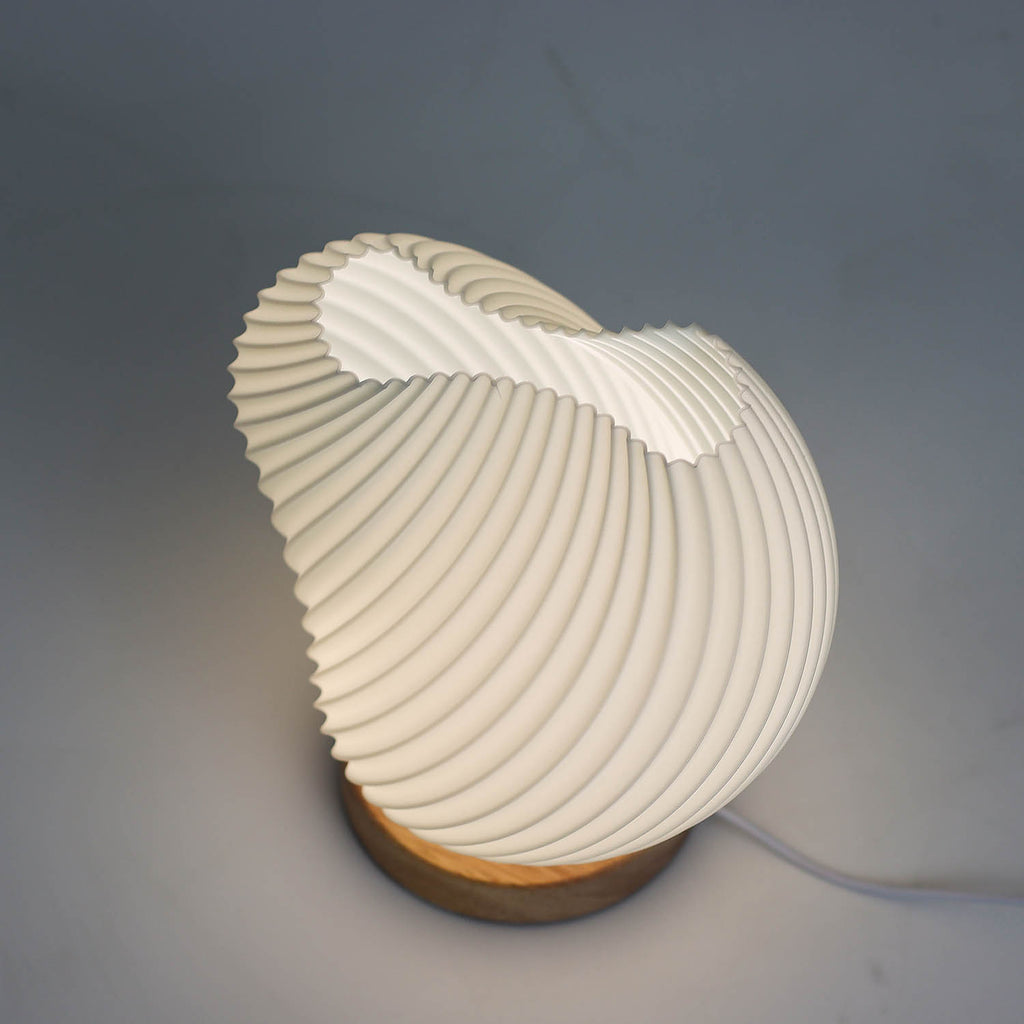 Wave Shell Lamp