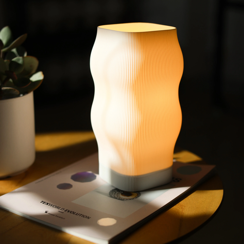 Luna Lamp